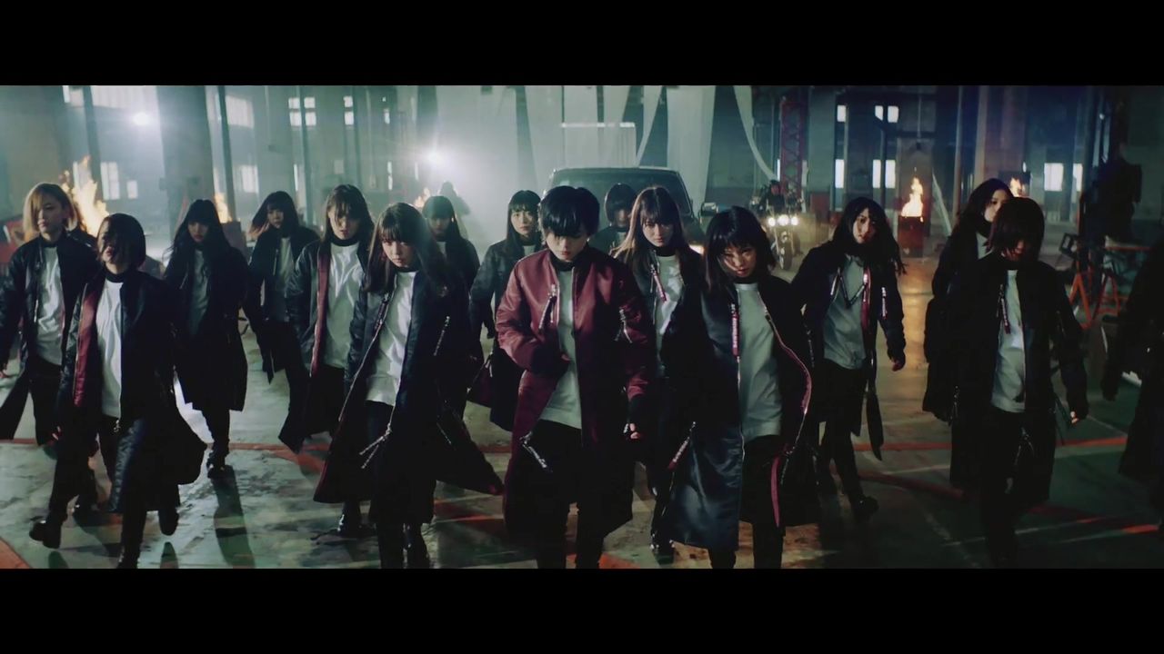 ガラスを割れ平手5