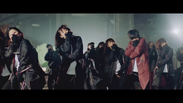 ガラスを割れ平手4